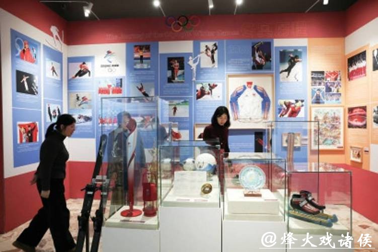 从米兰地铁里的短剧迷到中国能量“奥运扬帆” 从米兰地铁里的短剧迷到中国能量“奥运扬帆”